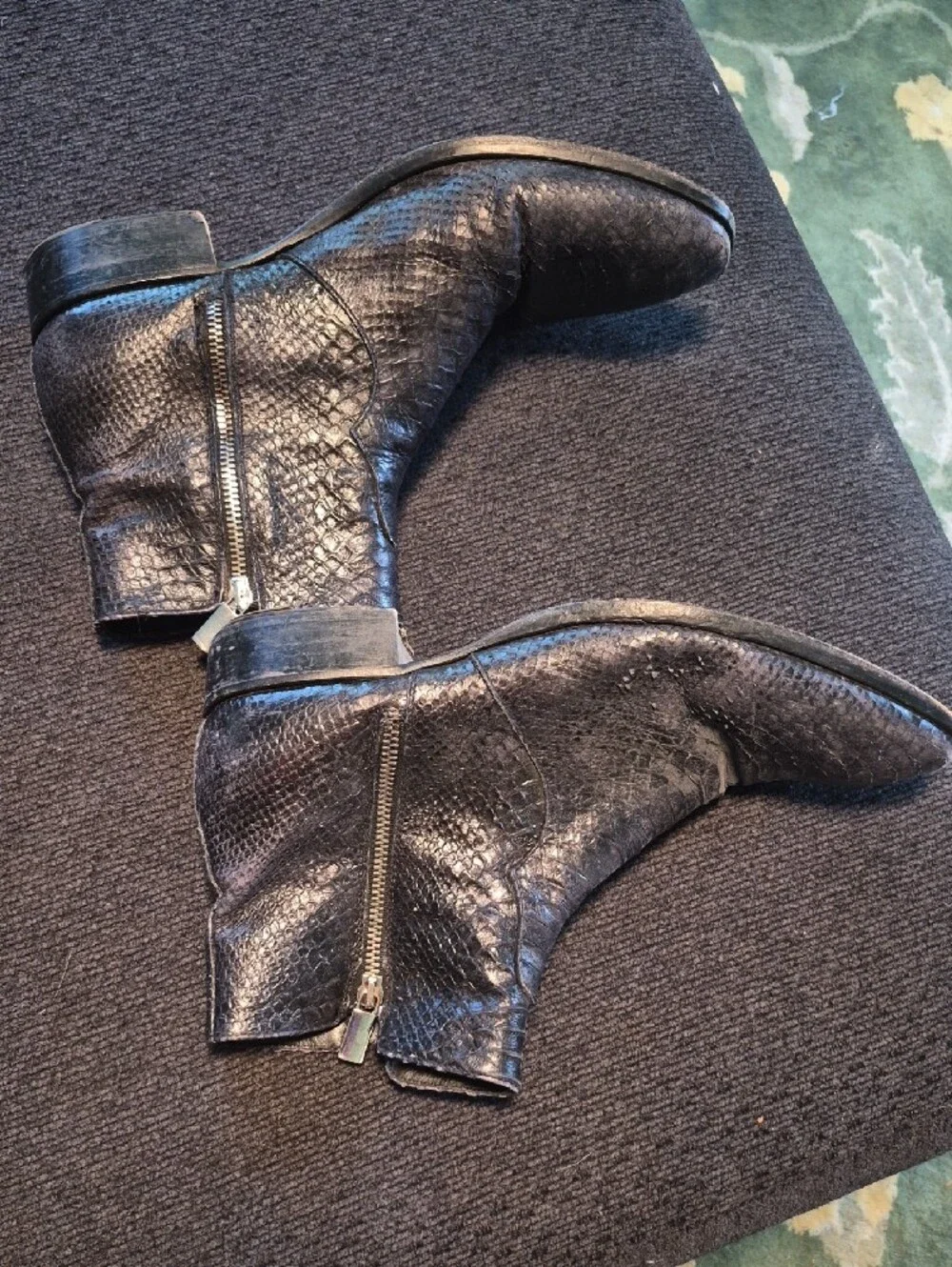 Men's Black Textured Chukka Boots with Side Zip